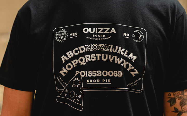 Ouizza Graphic T-Shirt