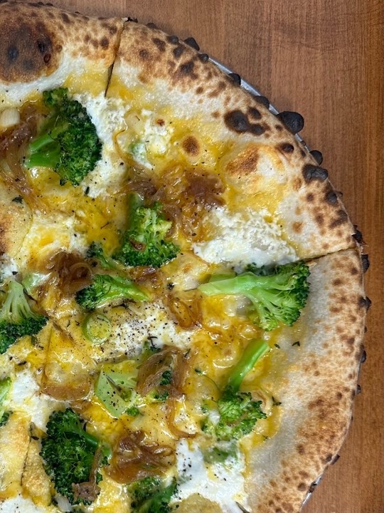 Cheddar Broccoli Pizza