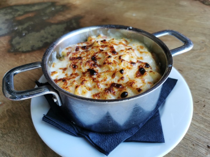 Smoked Gouda Mac N Cheese