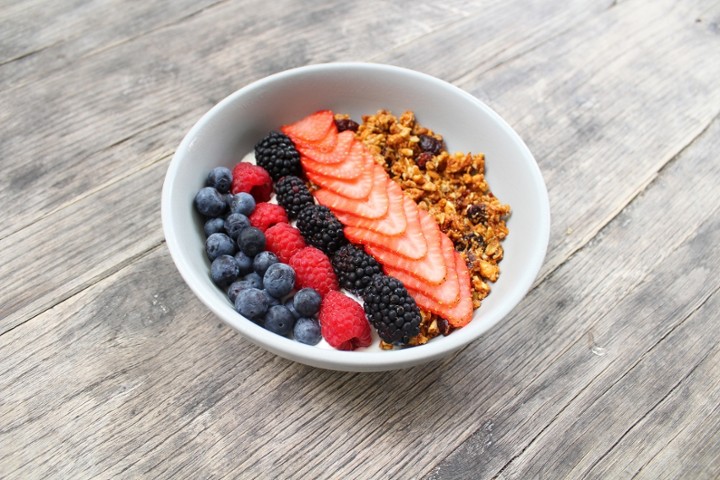 Granola & Yogurt