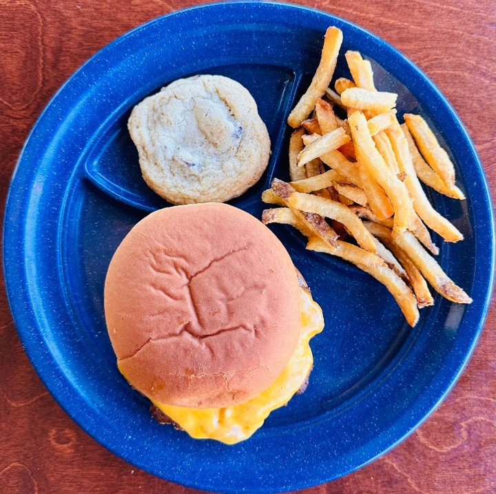 Kid's Cheeseburger