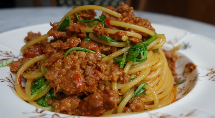 Spaghetti with Meat Sauce( House Specialty Bolognese)