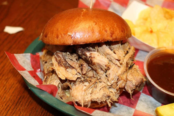 BBQ PULLED PORK