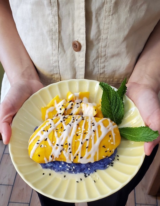 Sweet Sticky Rice with Mango