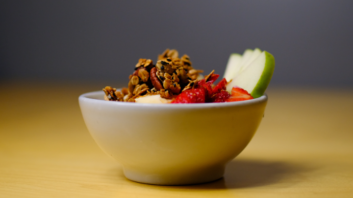 Yogurt & Granola