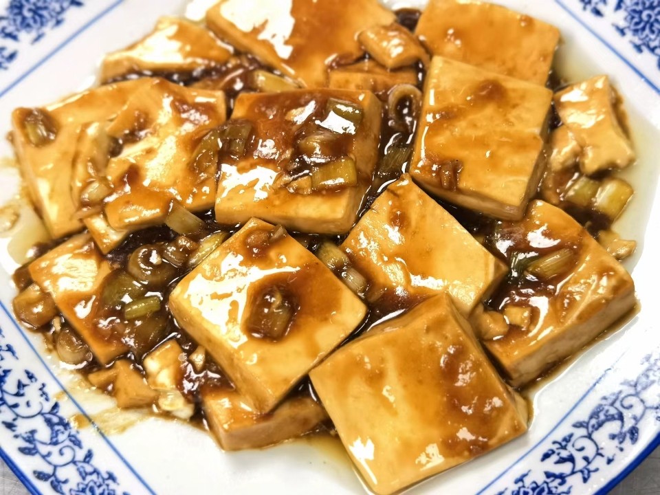 Wok Braised Soft Tofu 红烧豆腐