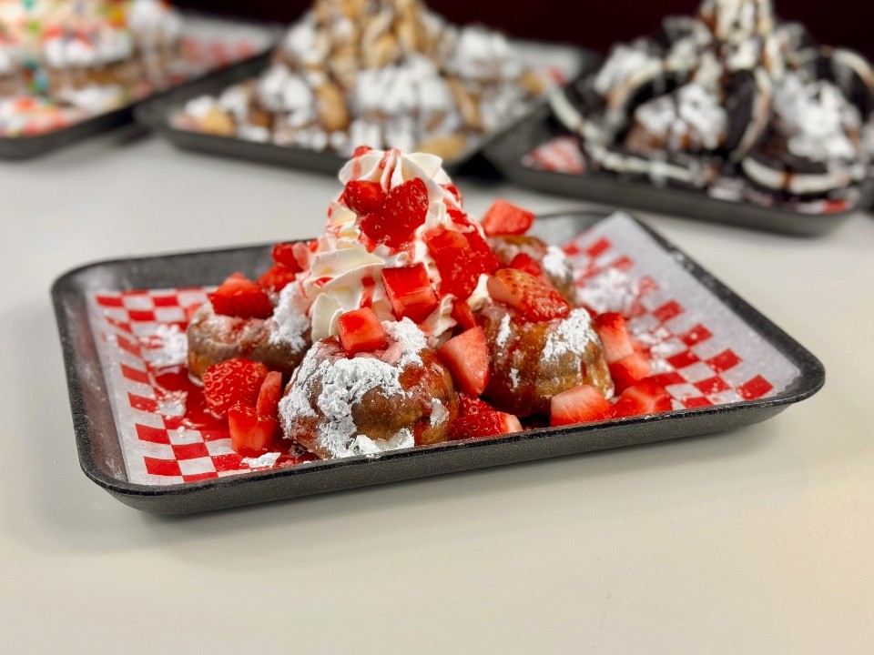 Strawberry Lovers Fried Oreos