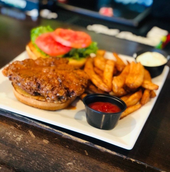 BUFFALO CHICKEN SANDWICH