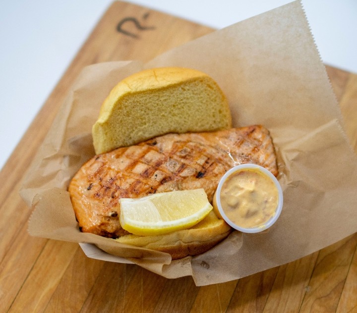 Grilled Salmon Sandwich