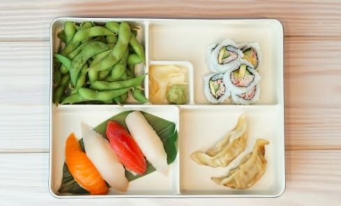 1. Nigiri Bento