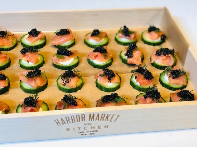 Smoked Salmon on Cucumber (24 pcs)