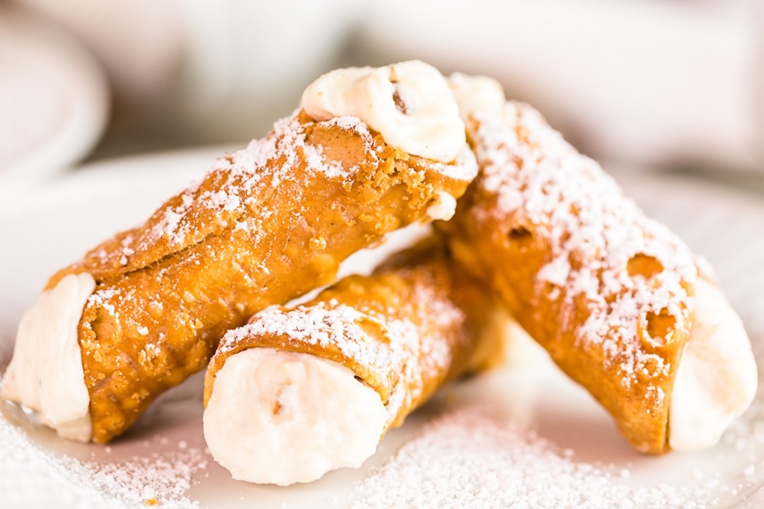 25 Mini Cannoli Tray