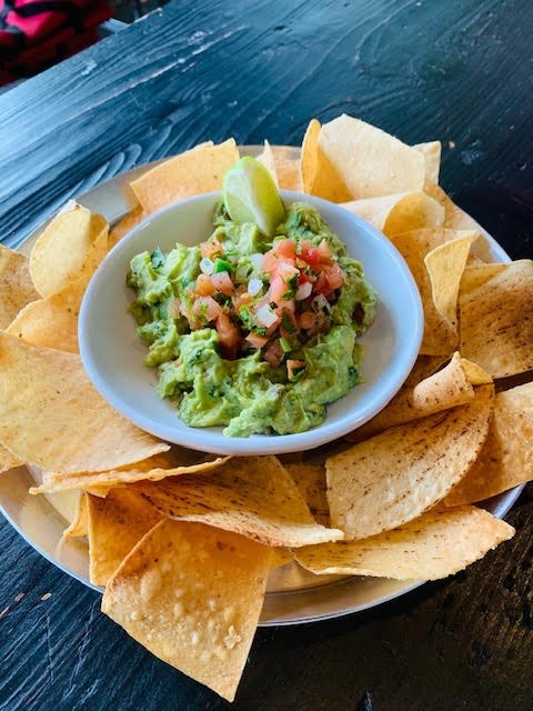 Chips + Guacamole  (TO GO)