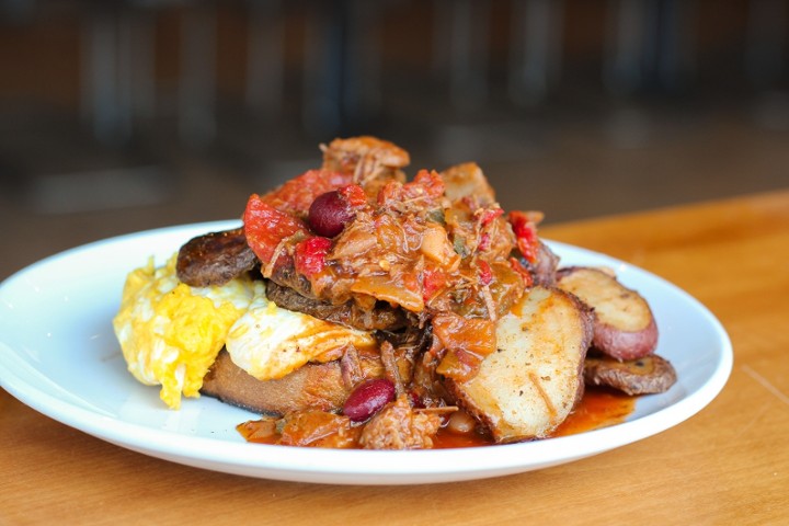 Brisket Chili Slinger