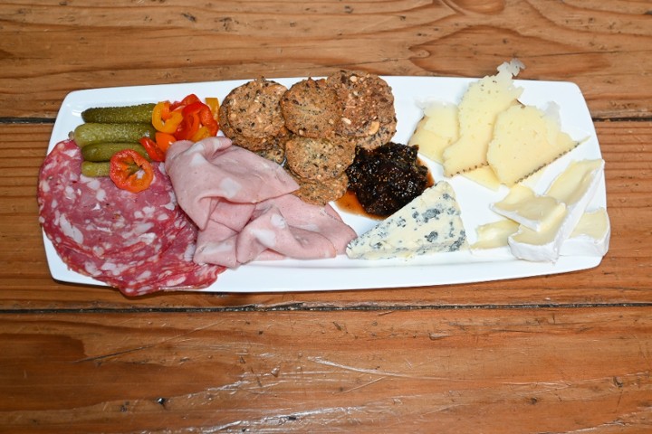 MEAT AND CHEESE PLATE