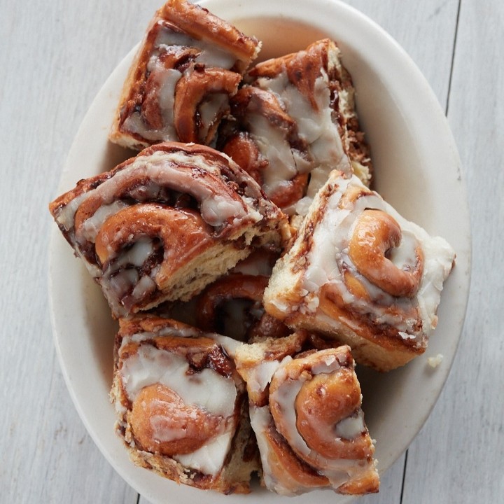 Bourbon Pecan Cinnamon Rolls - Half Dozen