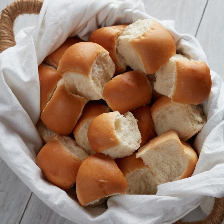 Dinner Rolls & Sea Salt Honey Butter (2 dz)