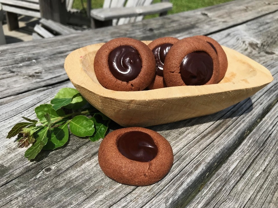12 Chocolate Thumbprint Cookies