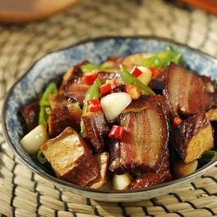 腊肉香干（白香干/白豆干，非五香香干） Stir-Fried Chinese Bacon with Soft Bean Curd