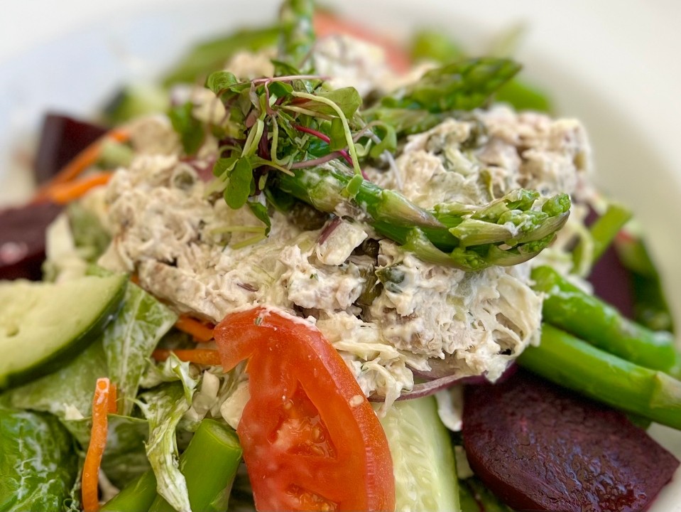 Ahi Tuna & Asparagus Salad