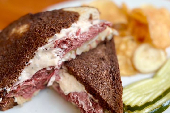 Classic Reuben Sandwich