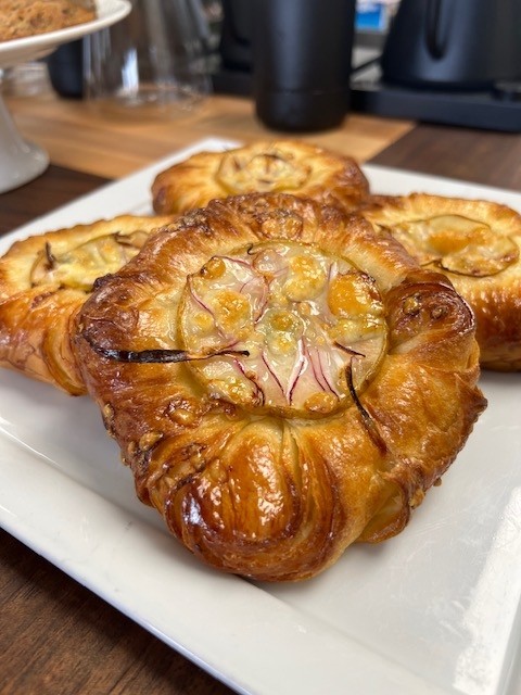 Pear & Gorgonzola Danish