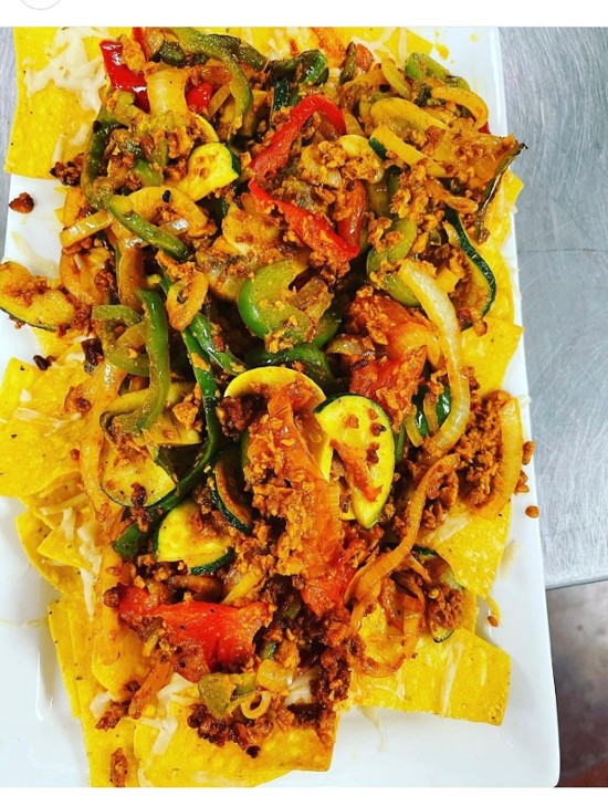 Vegan, Veggie  Nachos with Zoyrizo