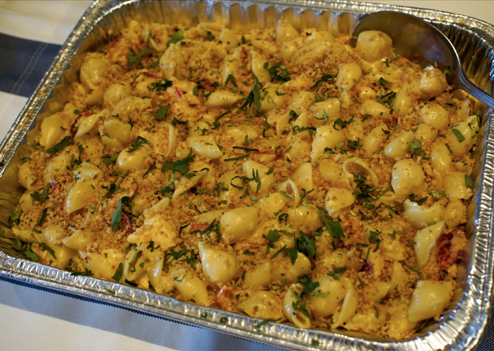 1/2 Tray Lobster Mac and Cheese