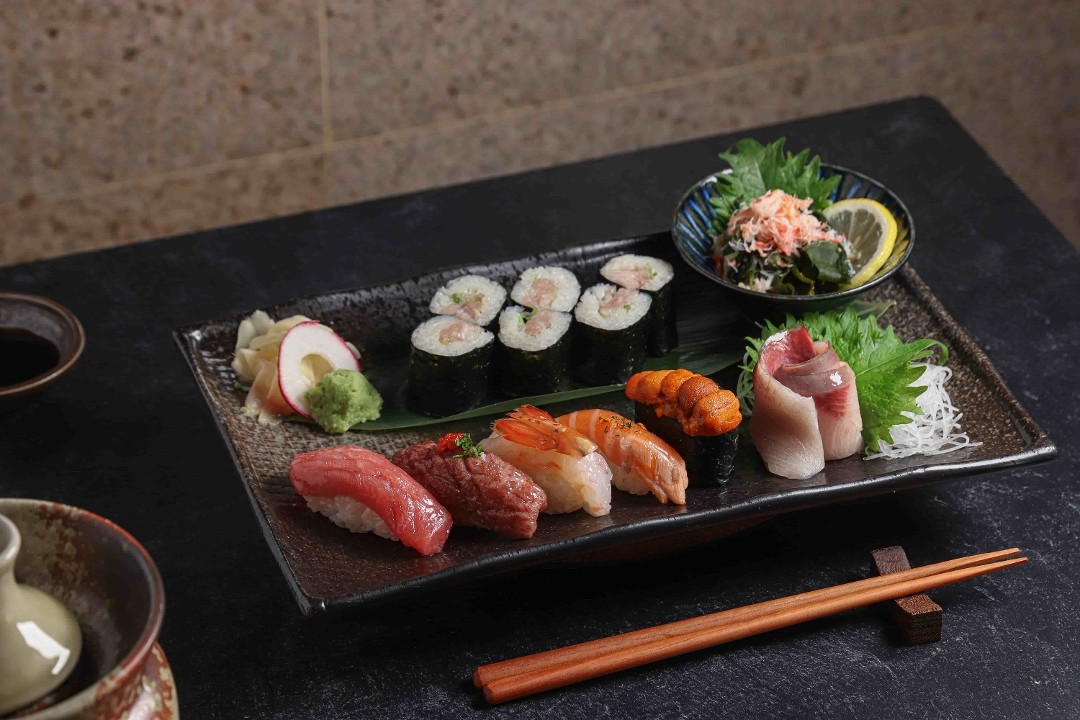 Matsu Sushi Set