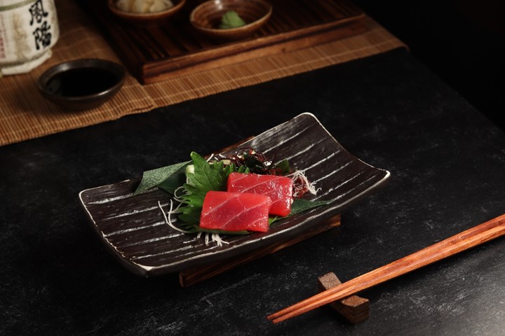 Maguro Sashimi