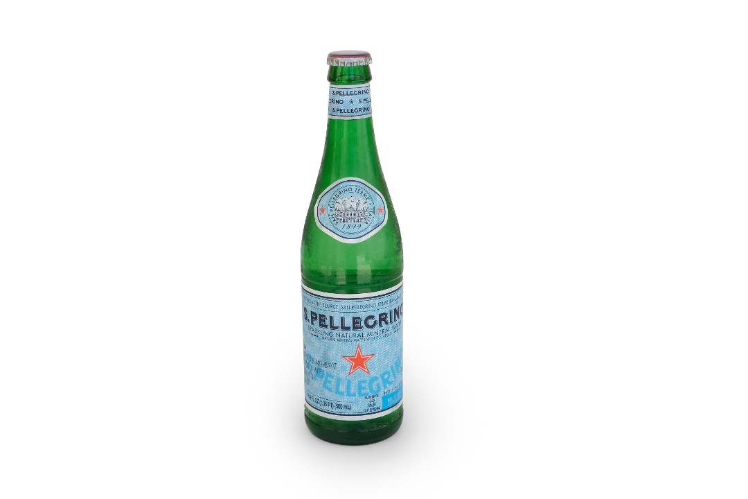 S.Pellegrino, Sparkling Mineral Water (500mL)
