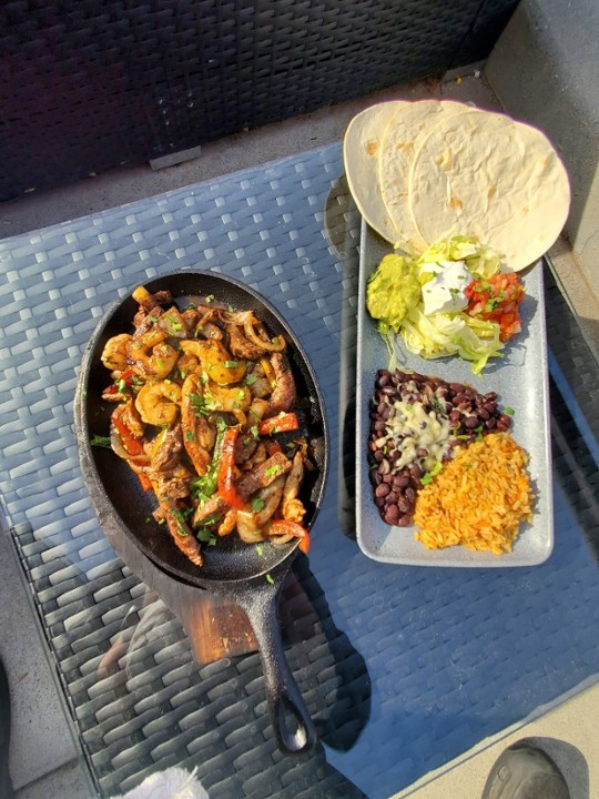 Lucky’s Fajitas