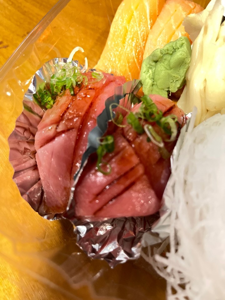 Toro Sushi 2pc