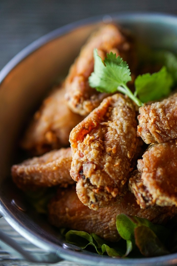 Thai Crispy Chicken Wings