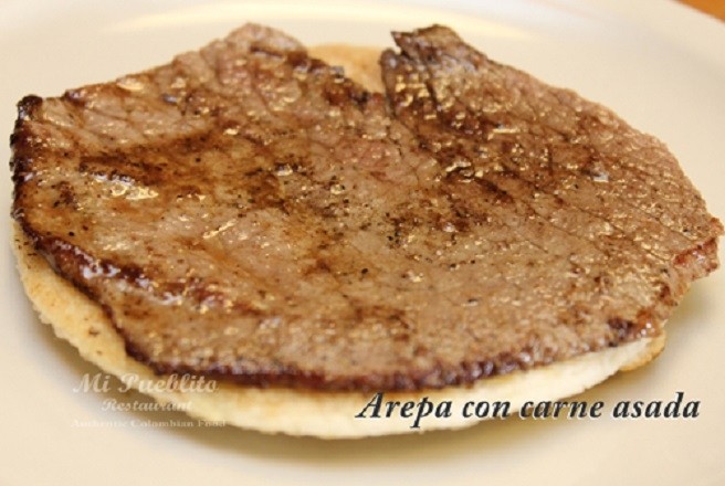 Arepa Con Carne Asada