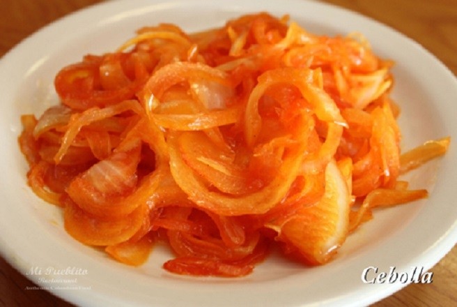 Cebolla Salteada (Sautee Onions)