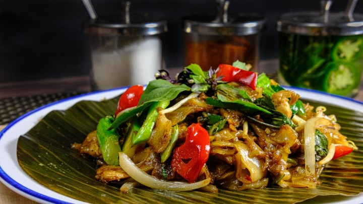 Pad Kee Mow Chicken