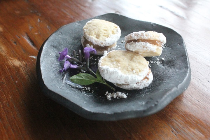 (3) Nanas Alfajores™