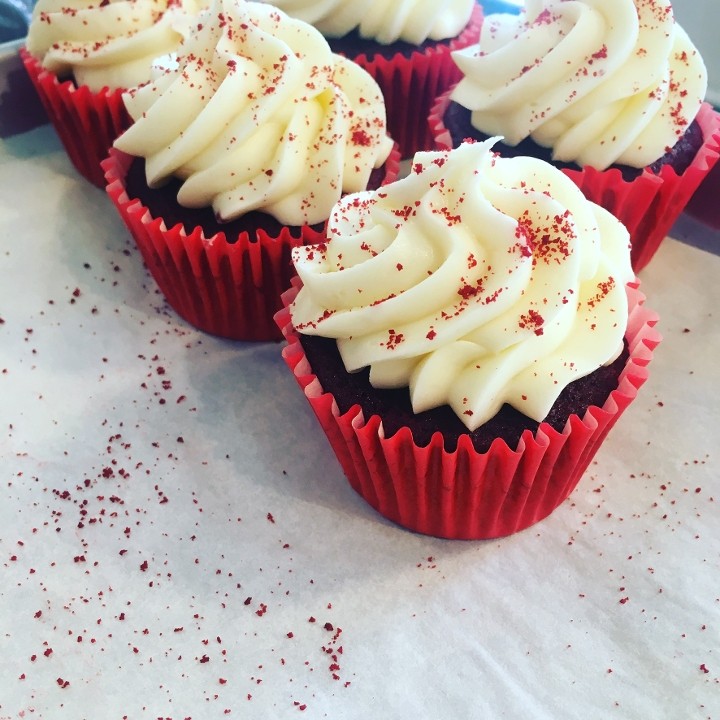 Red Velvet Cupcake (1doz)