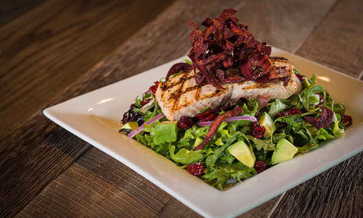 Grilled Salmon Salad