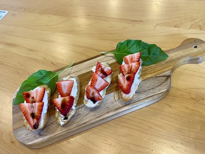 Strawberry, Ricotta & Honey Crostini Board