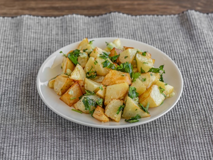 POTATO WITH GARLIC AND CILANTRO