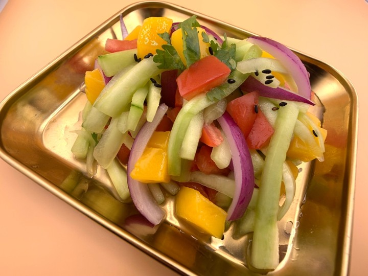 Mango Cucumber Ensalada