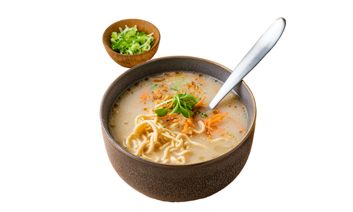 Vegetarian Soup with Noodles