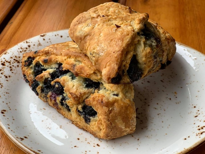 BLUEBERRY SCONE