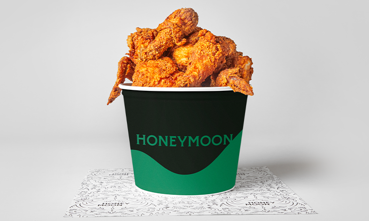 Honeymoon Chicken Bucket 8pc (Whole Chicken)