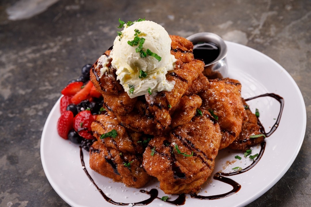 1973 French Toast Tower A La Rascal House Miami Beach