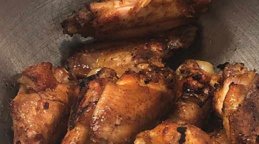 6 SMOKED WINGS