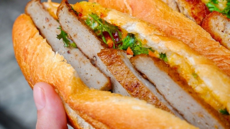 Bánh Mì Chả Cá - Fish Cake Sandwich