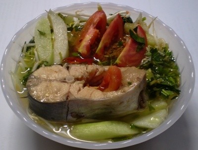 Canh Chua Ca Bong Lau - Sweet and Sour Soup with Catfish